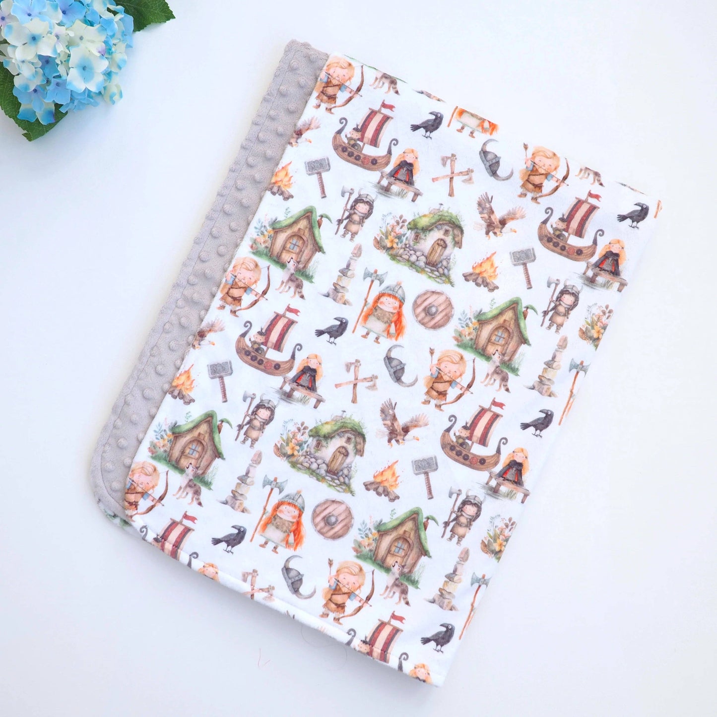 Little Viking | Petite Embrace Blanket